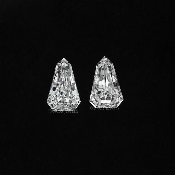 Arrow Cut Loose Paired Diamonds