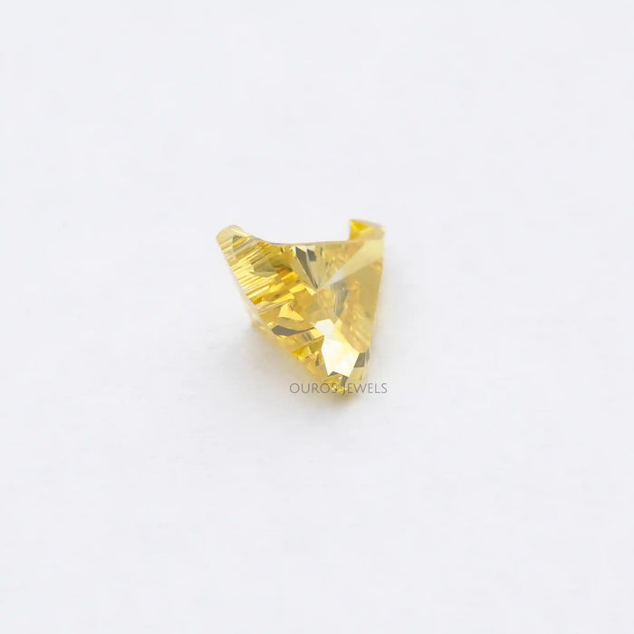 [Bull Cut Yellow Colored Diamond]-[Ouros Jewels]