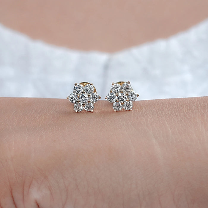 Round Diamond Floral Stud Earrings 