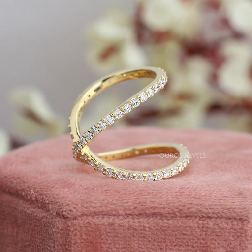 Crisscross Style Round Lab Diamond Bridal Ring