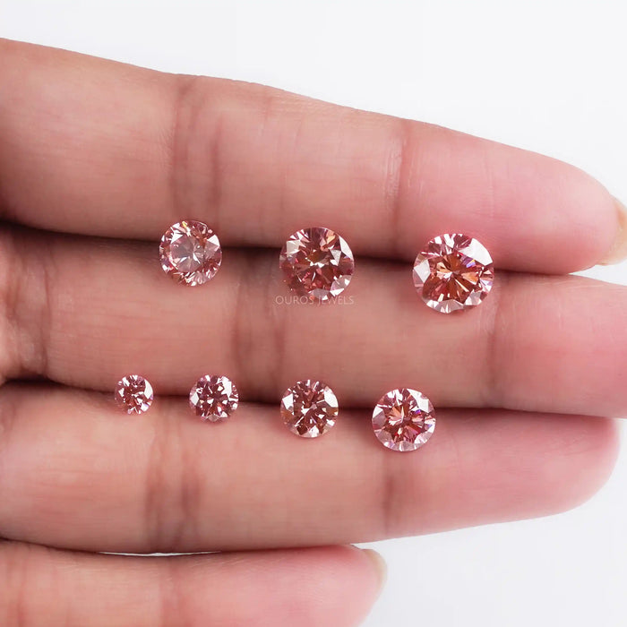 Fancy Vivid Pink Round Lab Grown Diamond