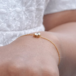 Pear-Shaped Solitaire Diamond Bracelet