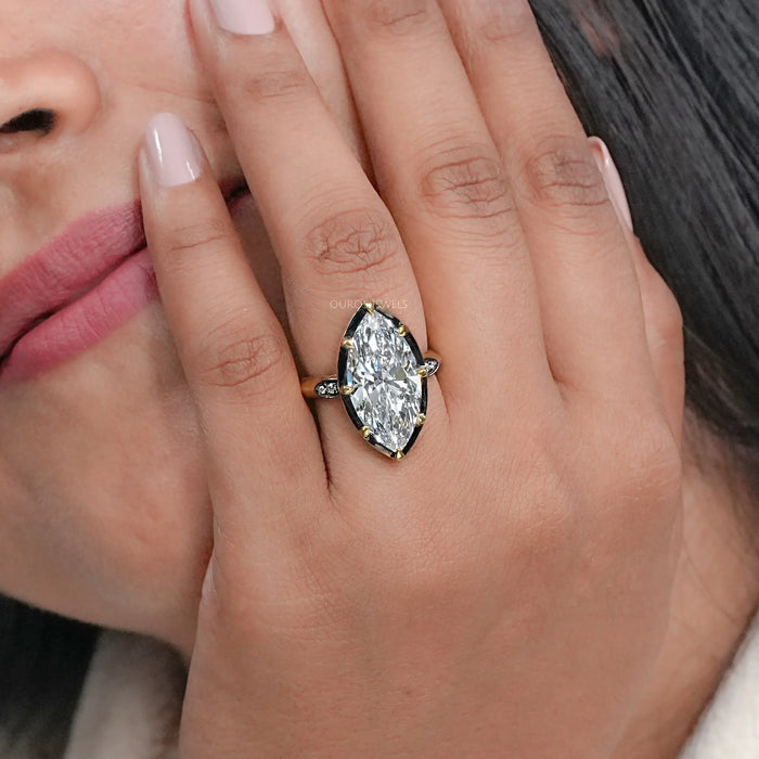 Meryl Streep Golden Globes Awards - Marquise Diamond Ring