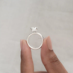 round accent diamond ring 