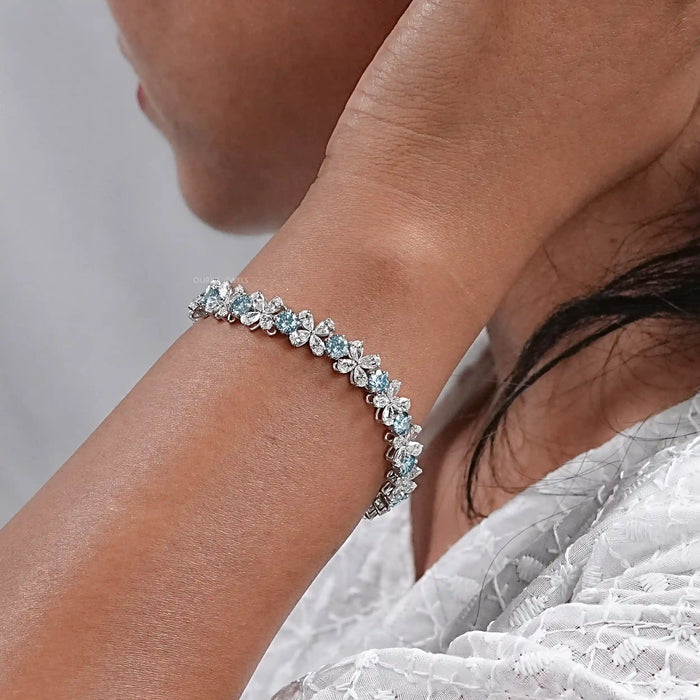 Pear-Shaped Flower Diamond  Bracelet