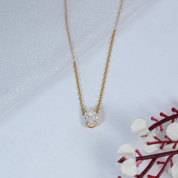 East-West Setting Oval Diamond Necklace