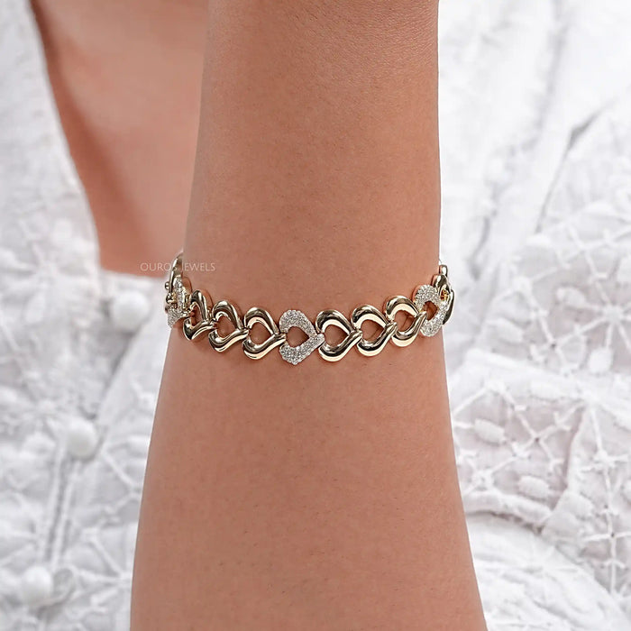 Heart Shaped Pave Diamond Link Bracelet