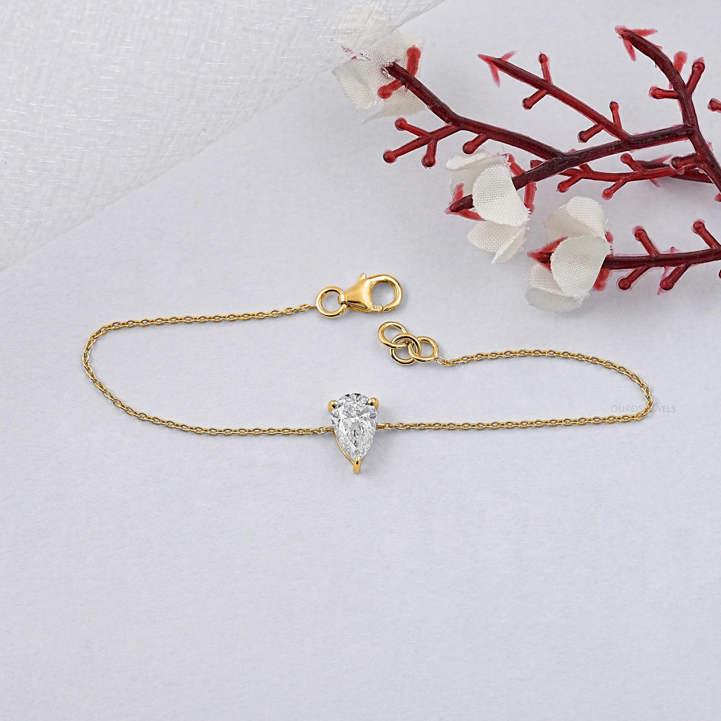 Pear-Shaped Solitaire Diamond Bracelet