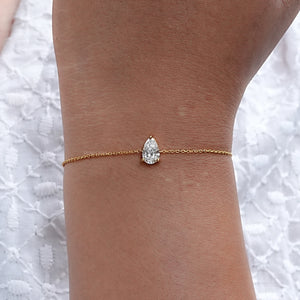 Pear-Shaped Solitaire Diamond Bracelet