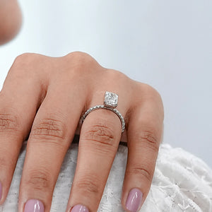 Radiant Cut solitare Accent Diamond Engagement Rings