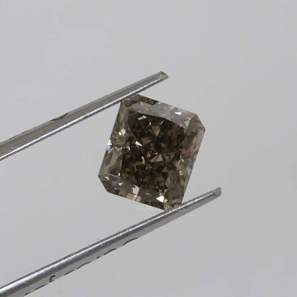 olive radiant cut loose diamond 