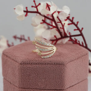 Round Diamond Angel Wing Fashion Ring