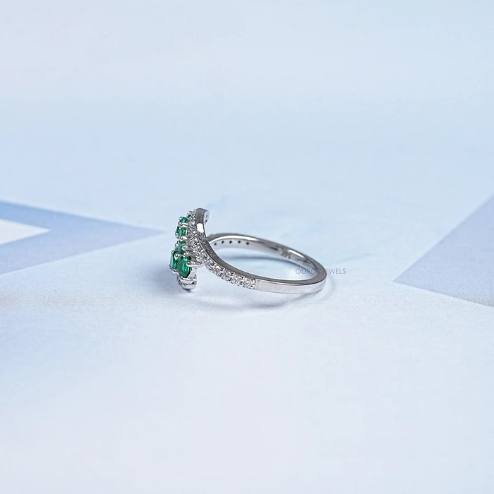 Emerald Gemstone Cluster and Lab Diamond Bypass Ring