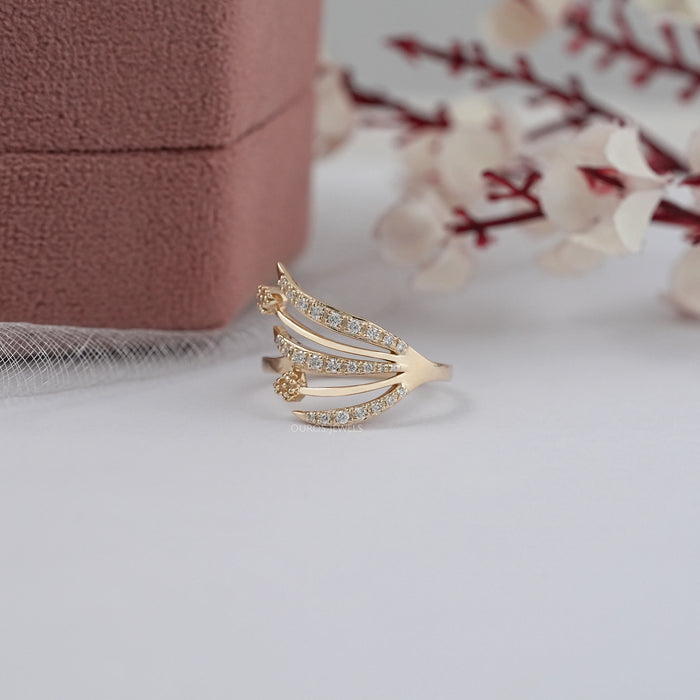 Round Diamond Angel Wing Fashion Ring