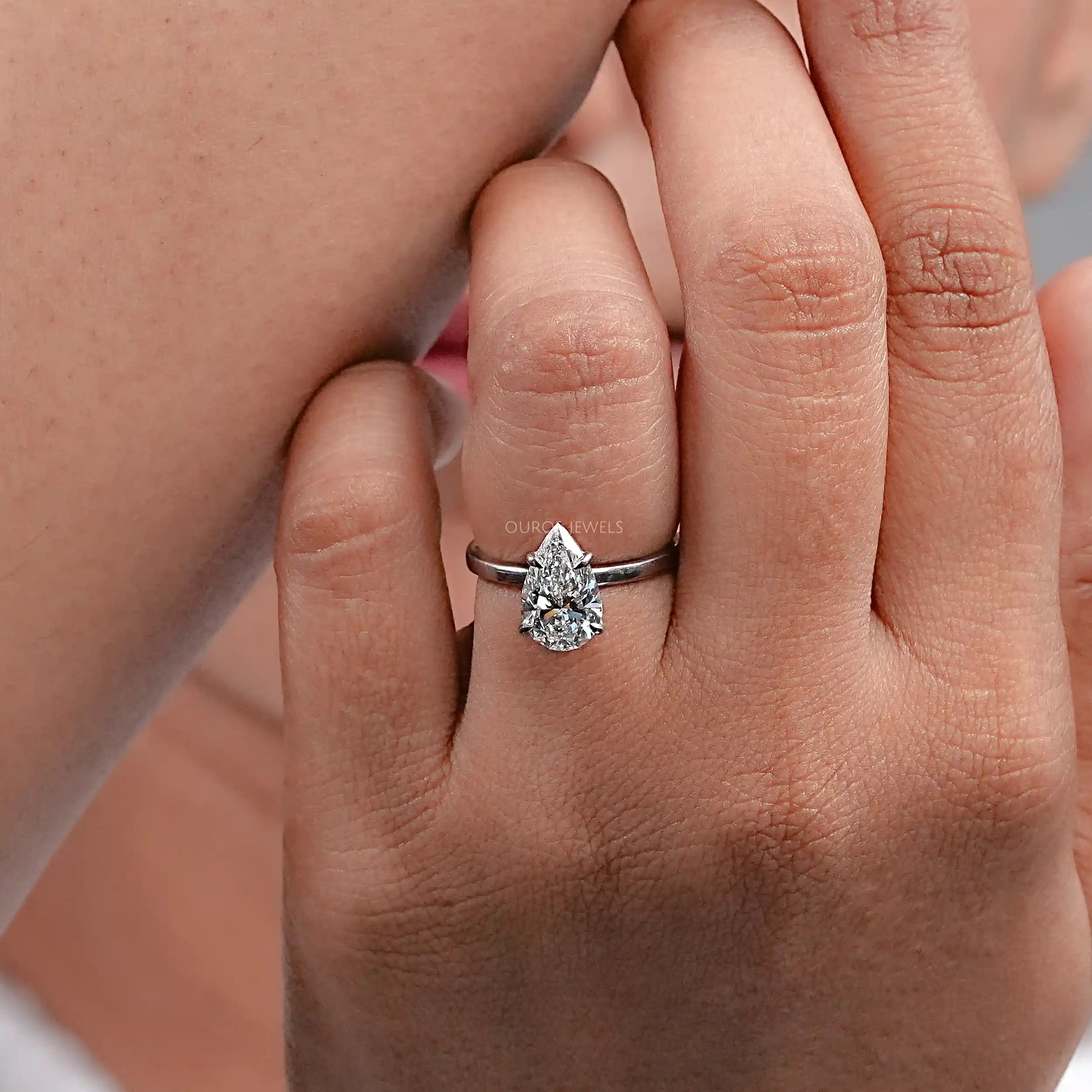 1 Carat Pear Solitaire Diamond Ring