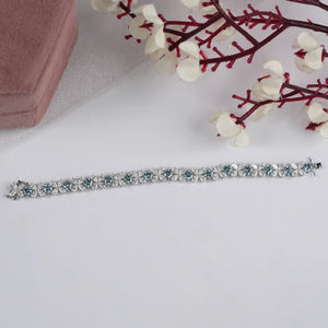 Pear-Shaped Flower Diamond  Bracelet