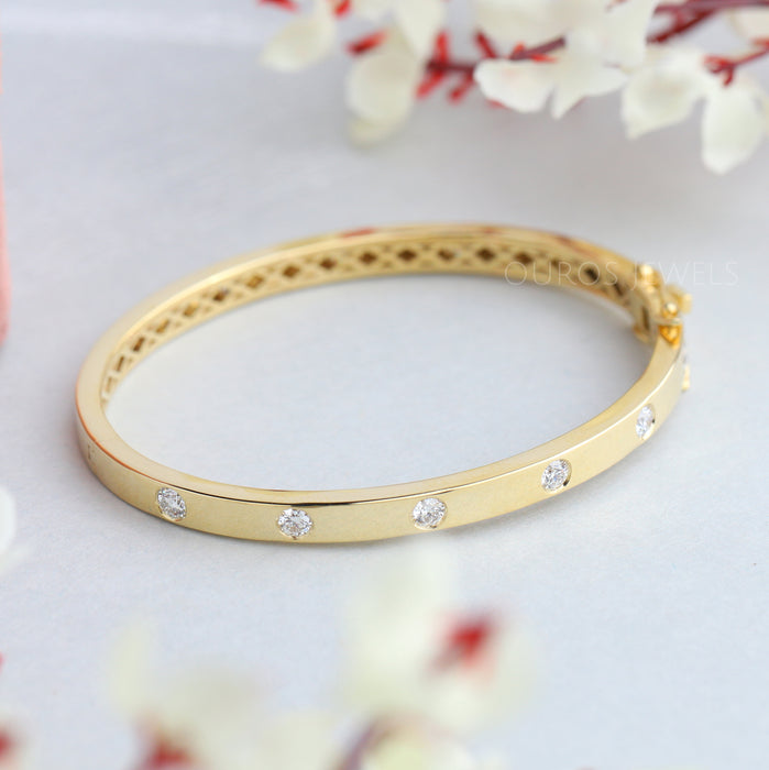 Round Lab Grown Diamond Flush Bangle