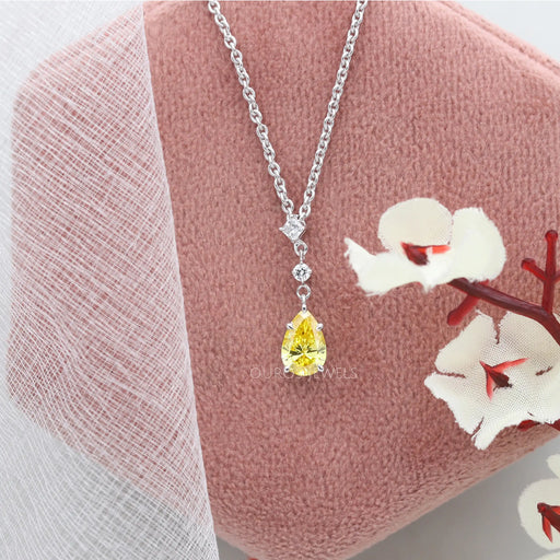 pear shaped yellow diamond pendant