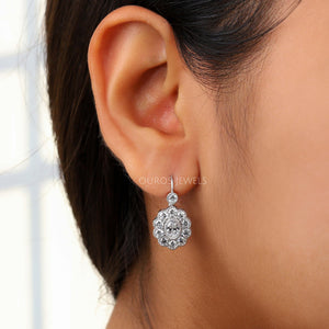 [A Women wearing Oval Shape Earrings]-[Ouros Jewels]