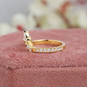 Pear Diamond Curved Wedding Band Ring