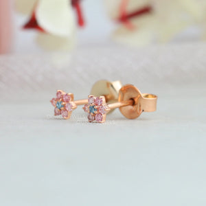 flower diamond earring in yellow gold